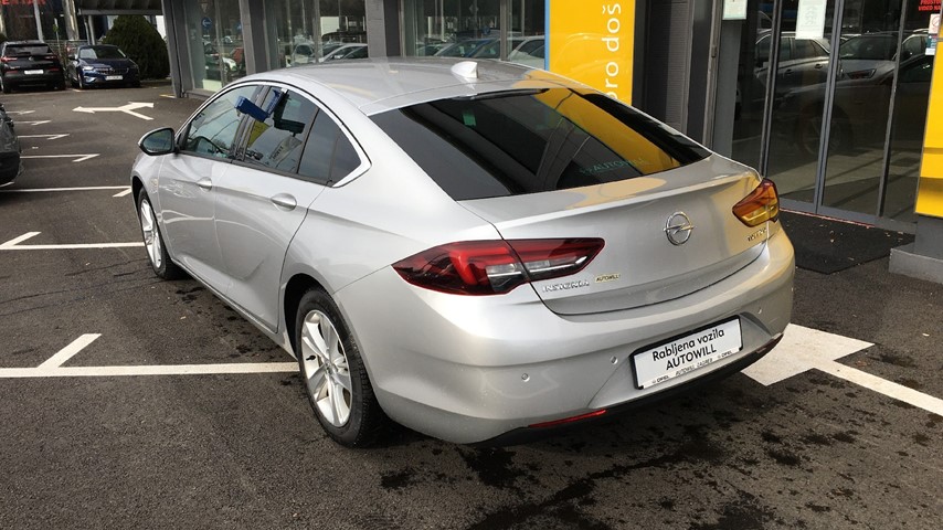 RABLJENO VOZILO OPEL INSIGNIA GRANDSPORT EDITION 1.6 DTH Mehanički mjenjač DIESEL 222803