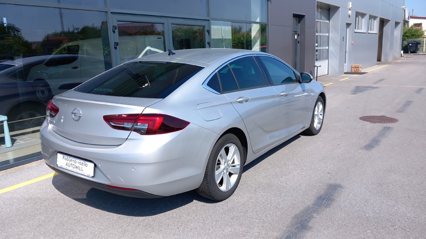 RABLJENO VOZILO OPEL INSIGNIA GRANDSPORT EDITION 1.6DTH Mehanički mjenjač DIESEL 81202