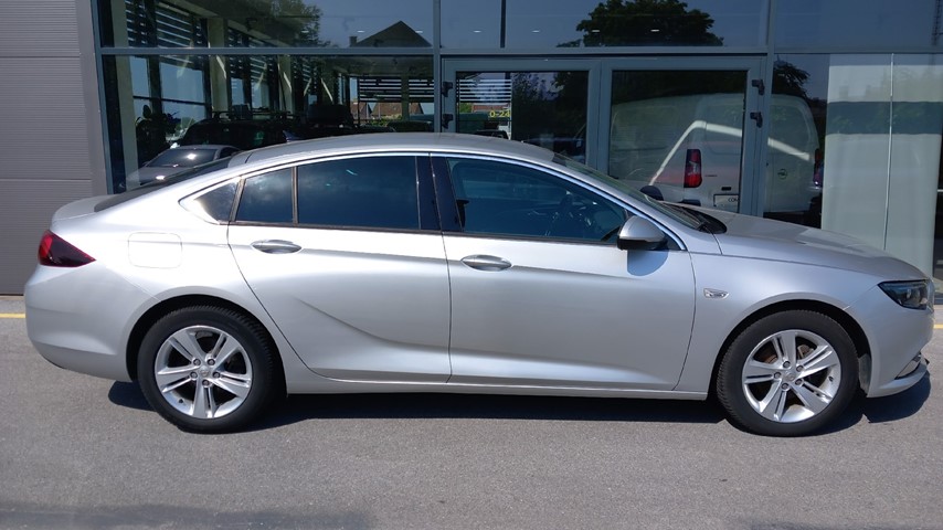 RABLJENO VOZILO OPEL INSIGNIA GRANDSPORT EDITION 1.6DTH Mehanički mjenjač DIESEL 81202