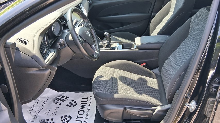 RABLJENO VOZILO OPEL INSIGNIA Grandsport Edition B16DTH MT6 Mehanički mjenjač DIESEL 222655