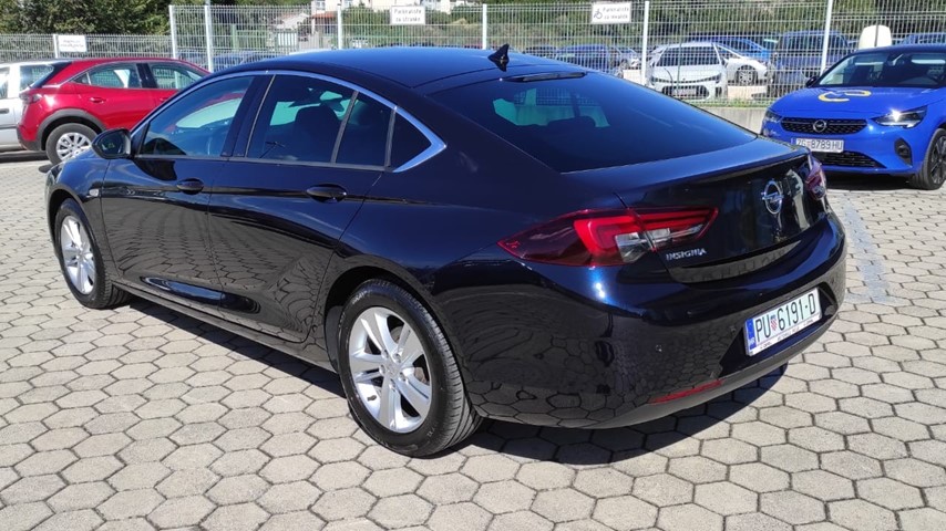 RABLJENO VOZILO OPEL INSIGNIA GRANDSPORT EDITION D1.6DTH MT6 Mehanički mjenjač DIESEL 80976