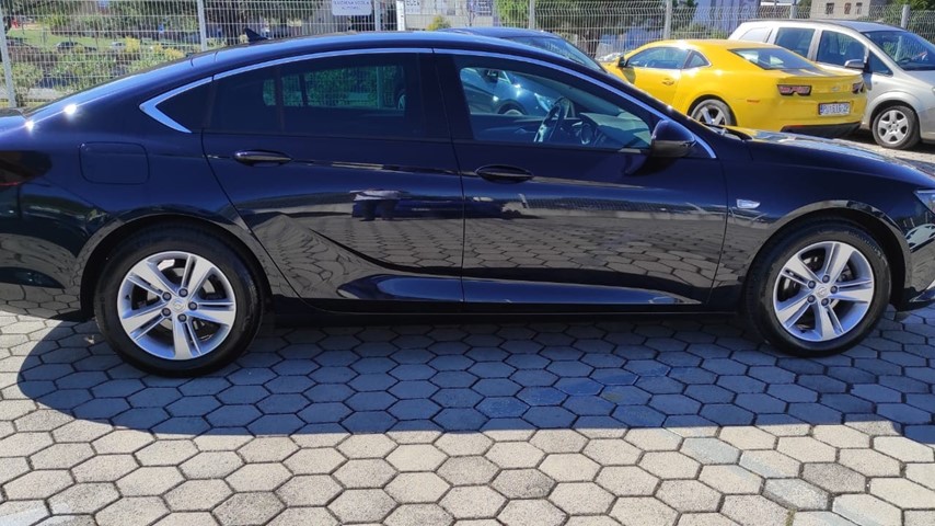 RABLJENO VOZILO OPEL INSIGNIA GRANDSPORT EDITION D1.6DTH MT6 Mehanički mjenjač DIESEL 80976