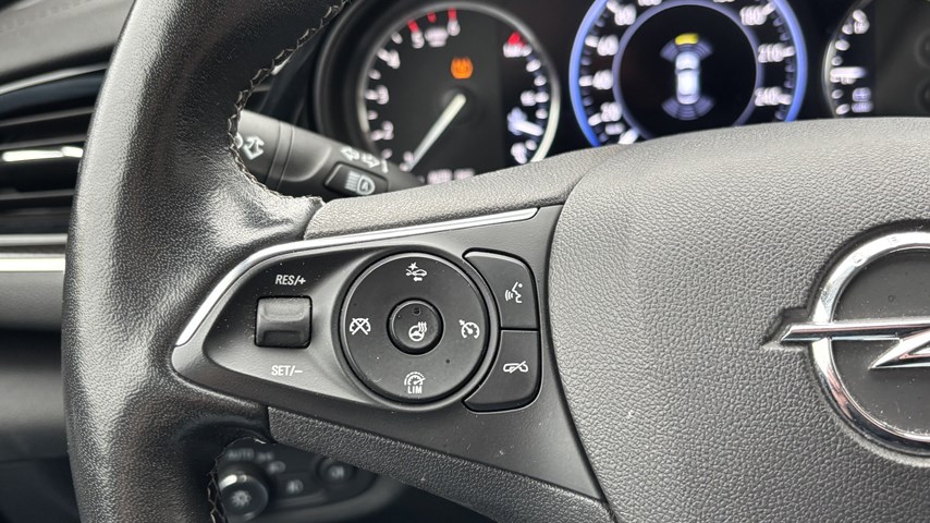 RABLJENO VOZILO OPEL INSIGNIA GS BUSINESS ELEG DVH 2,0 D MT6 Mehanički mjenjač DIESEL 81357