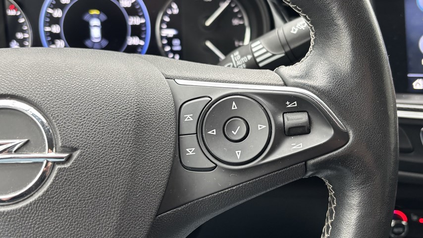 RABLJENO VOZILO OPEL INSIGNIA GS BUSINESS ELEG DVH 2,0 D MT6 Mehanički mjenjač DIESEL 81357