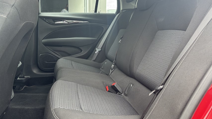 RABLJENO VOZILO OPEL INSIGNIA GS BUSINESS ELEG DVH 2,0 D MT6 Mehanički mjenjač DIESEL 81061