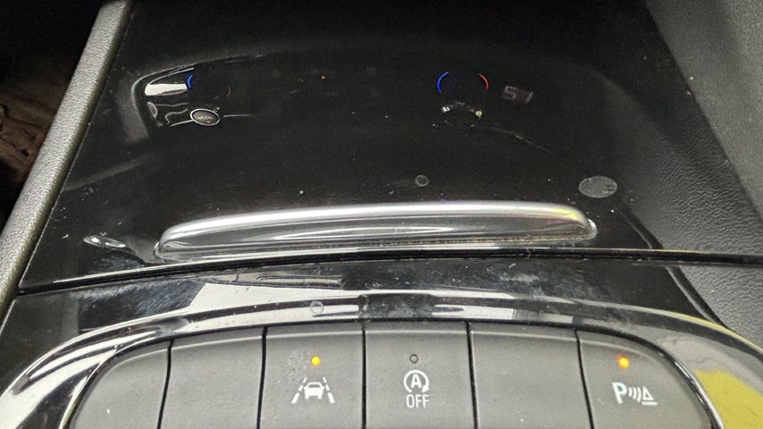 RABLJENO VOZILO OPEL INSIGNIA SPORTS TOURER EDITION B1.6DTH AT6 Automatski mjenjač DIESEL 224613