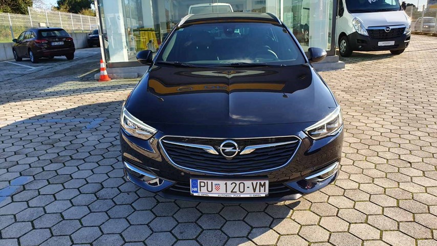 RABLJENO VOZILO OPEL INSIGNIA SPORTS TOURER INNOVATION D2.0DTH AT8 DIESEL 90150