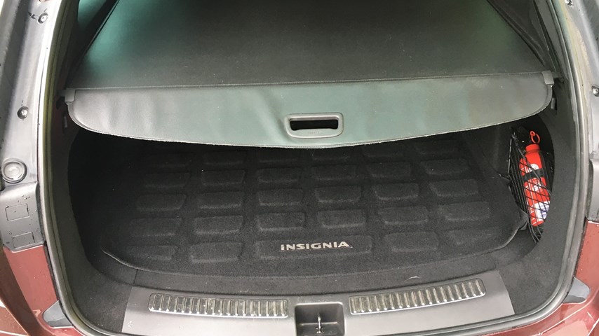 RABLJENO VOZILO OPEL INSIGNIA SPORTS TOURER INNOVATION B2.0DTH AT Automatski mjenjač DIESEL 80477