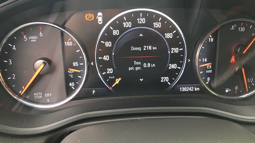 RABLJENO VOZILO OPEL INSIGNIA SPORTS TOURER INNOVATION B2.0DTH AT Automatski mjenjač DIESEL 80477