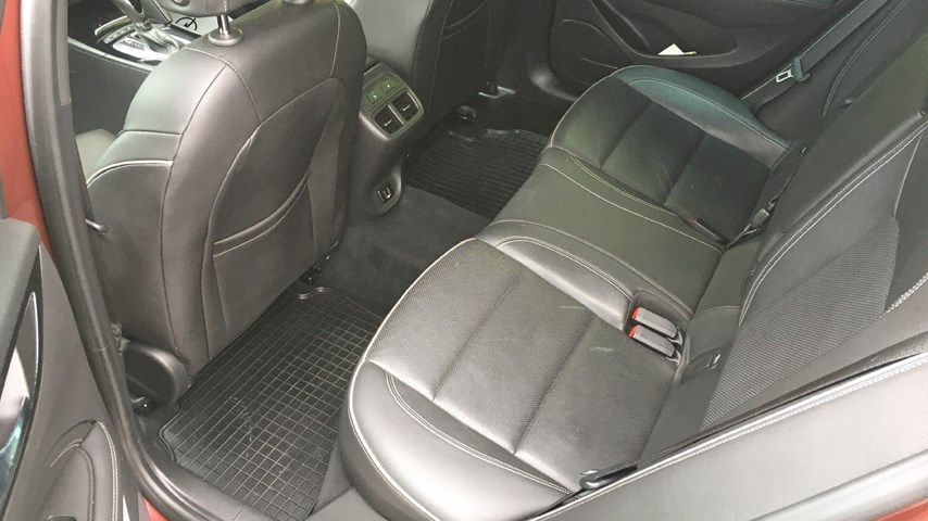 RABLJENO VOZILO OPEL INSIGNIA SPORTS TOURER INNOVATION B2.0DTH AT Automatski mjenjač DIESEL 80477