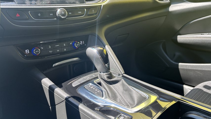 RABLJENO VOZILO OPEL INSIGNIA SW ESTATE ELEGANCE 2,0 D AT8 Automatski mjenjač DIESEL 81358
