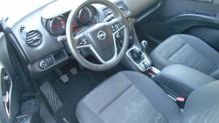 RABLJENO VOZILO OPEL MERIVA MONOCAB DIESEL
