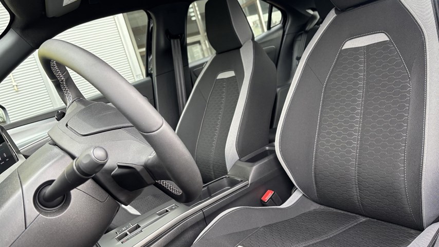 RABLJENO VOZILO OPEL MOKKA EDITION F 1,2 XHT AT8 Automatski mjenjač BENZIN 81445