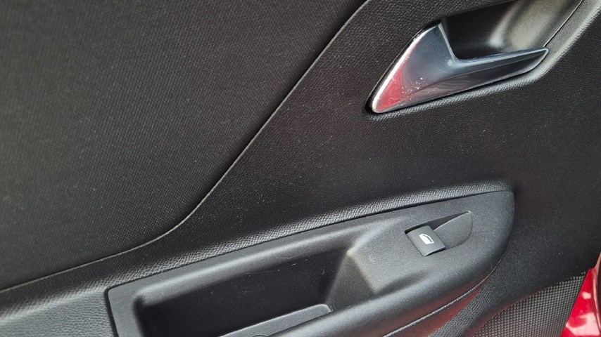 RABLJENO VOZILO OPEL MOKKA ELEGANCE F 1,2 XHT AT8 Automatski mjenjač BENZIN 224075