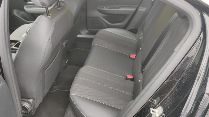 RABLJENO VOZILO OPEL MOKKA ELEGANCE F 1,5 DT MT6 Mehanički mjenjač DIESEL 81059