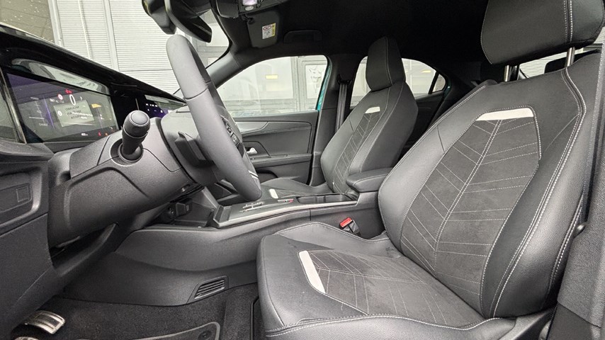 RABLJENO VOZILO OPEL MOKKA GS LINE F 1,2 XHT e-DCT AT Automatski mjenjač BENZIN 81373