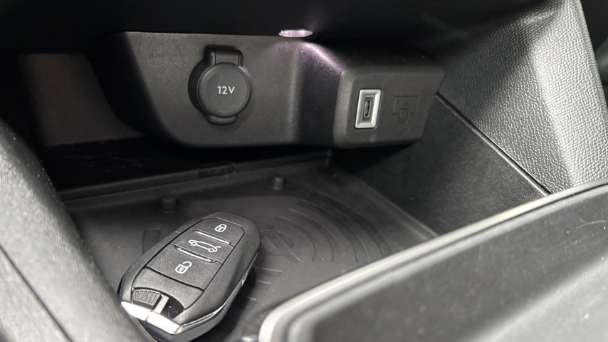 RABLJENO VOZILO OPEL MOKKA GS LINE F 1,2 XHT e-DCT AT Automatski mjenjač BENZIN 81373