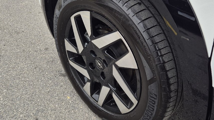 RABLJENO VOZILO OPEL MOKKA GS PULSE F 1,2 XHT AT8 Automatski mjenjač BENZIN 67238