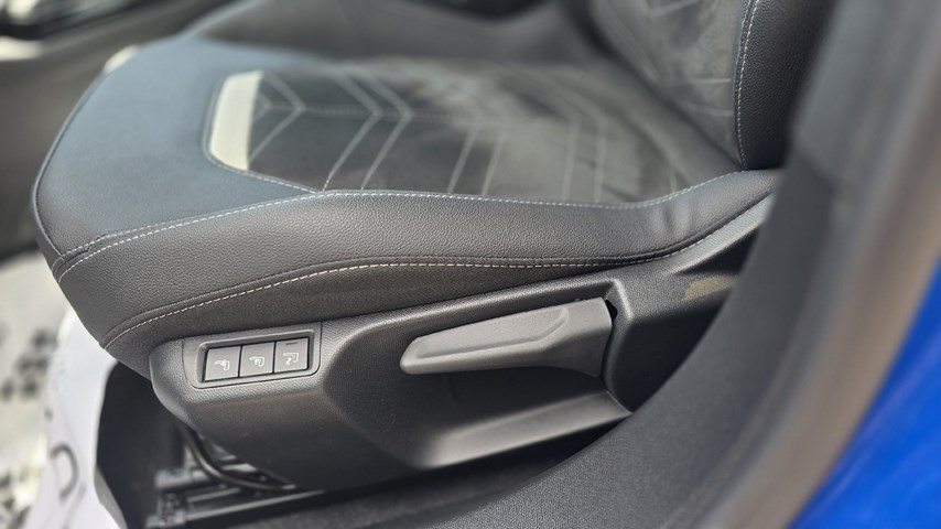 RABLJENO VOZILO OPEL MOKKA ULTIMATE F 1,2 XHT MHEV Automatski mjenjač BENZIN 81362