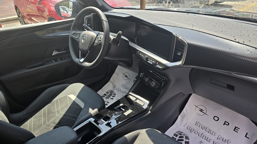 RABLJENO VOZILO OPEL MOKKA ULTIMATE F 1,2 XHT MHEV Automatski mjenjač BENZIN 81362