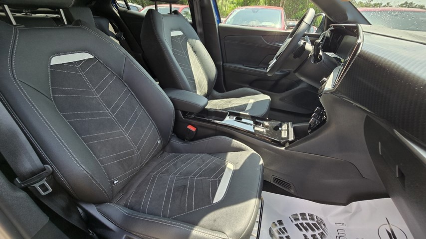 RABLJENO VOZILO OPEL MOKKA ULTIMATE F 1,2 XHT MHEV Automatski mjenjač BENZIN 81362