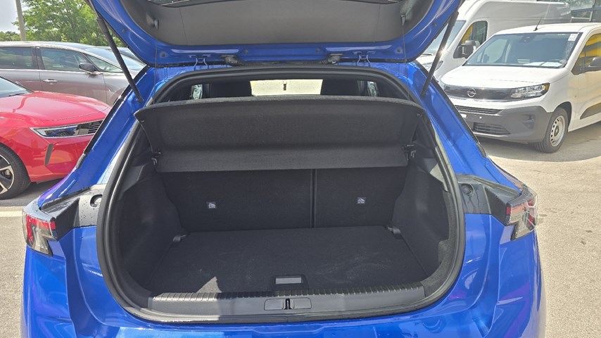 RABLJENO VOZILO OPEL MOKKA ULTIMATE F 1,2 XHT MHEV Automatski mjenjač BENZIN 81362