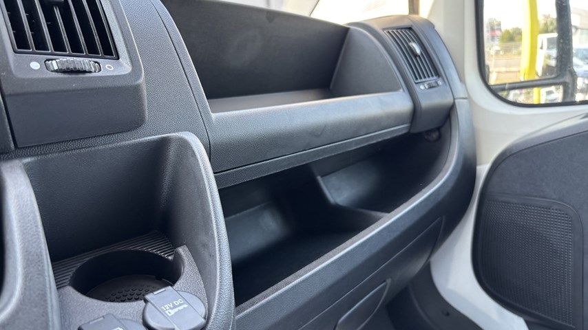 RABLJENO VOZILO OPEL MOVANO CARGO L3H2 2,2 D Mehanički mjenjač DIESEL 81481