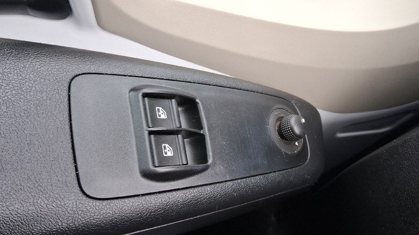 RABLJENO VOZILO OPEL MOVANO DROPSIDE DOUBLE CAB L3H1 2.2 Mehanički mjenjač DIESEL 65762