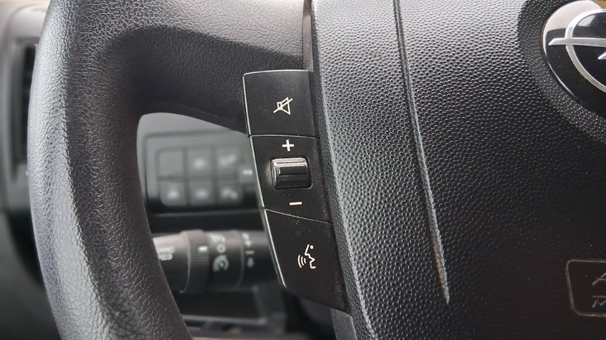 RABLJENO VOZILO OPEL MOVANO DROPSIDE DOUBLE CAB L3H1 2.2 Mehanički mjenjač DIESEL 65763