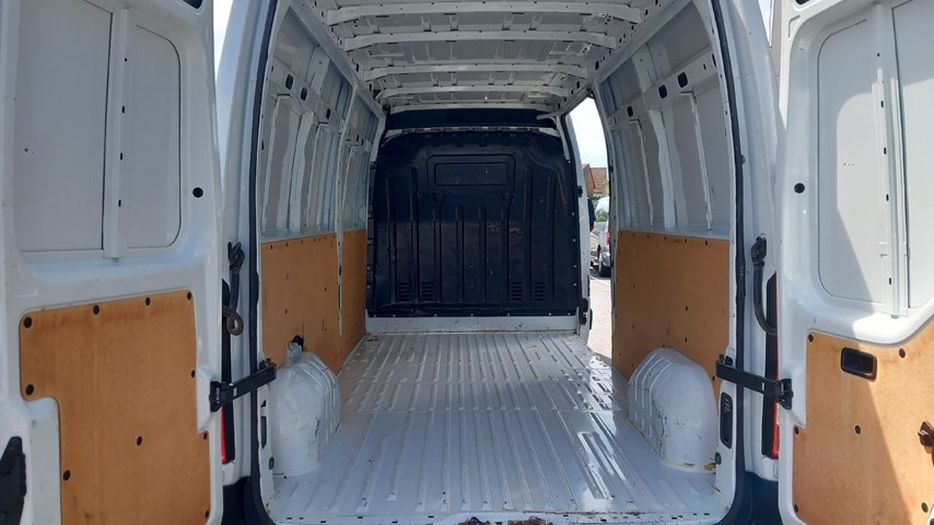 RABLJENO VOZILO OPEL MOVANO VAN L3H2 3500 FWD 2,3 DT Mehanički mjenjač DIESEL 20836