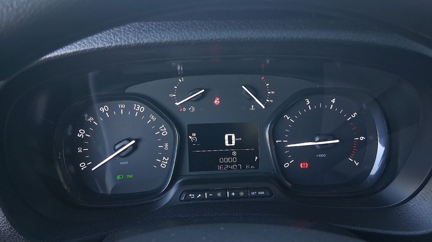 RABLJENO VOZILO OPEL VIVARO COMBI L2H1 1,5 DTI Mehanički mjenjač DIESEL 65759