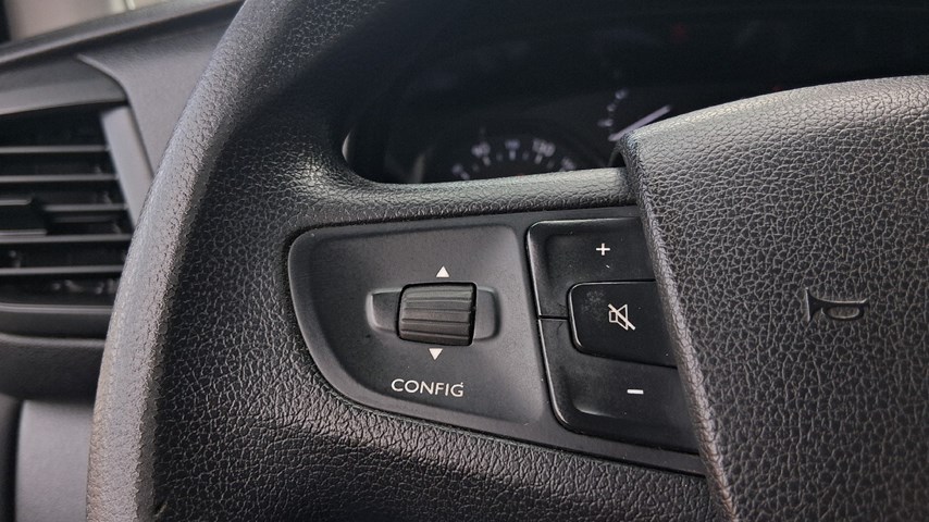 RABLJENO VOZILO OPEL VIVARO COMBI L2H1 1,5 DTI Mehanički mjenjač DIESEL 65759
