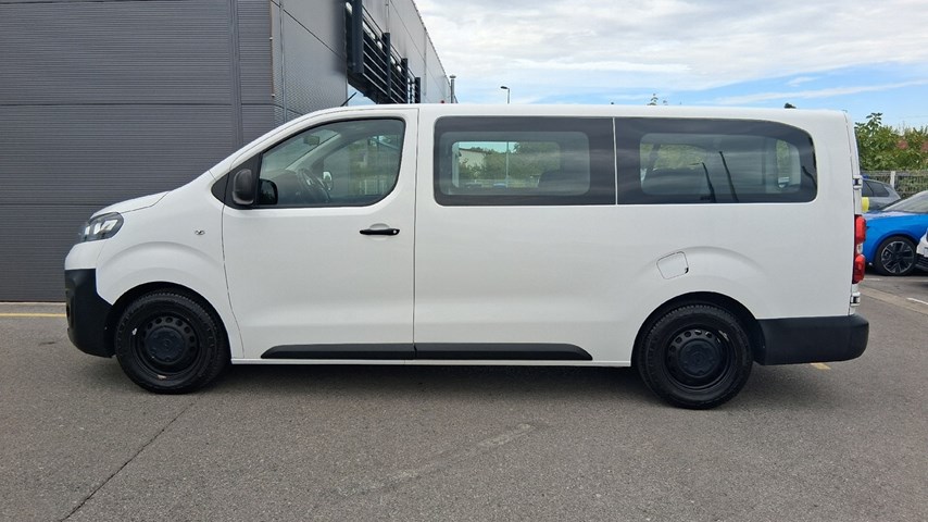 RABLJENO VOZILO OPEL VIVARO COMBI L2H1 1,5 L MT6 Mehanički mjenjač DIESEL 65788