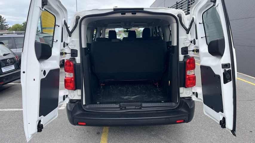 RABLJENO VOZILO OPEL VIVARO COMBI L2H1 1,5 L MT6 Mehanički mjenjač DIESEL 65788