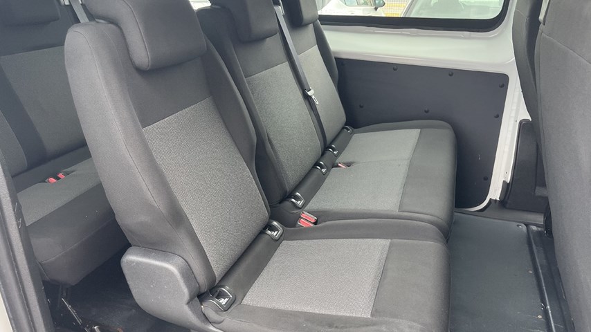 RABLJENO VOZILO OPEL VIVARO COMBI L2H1 1,5 L MT6 Mehanički mjenjač DIESEL 65788