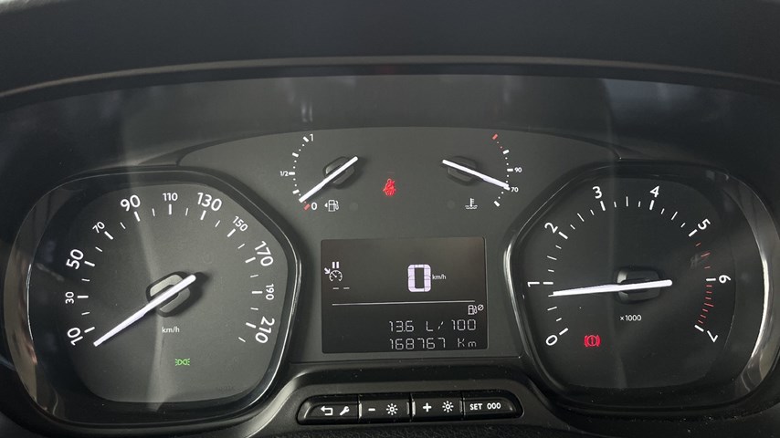 RABLJENO VOZILO OPEL VIVARO COMBI L2H1 1,5 L MT6 Mehanički mjenjač DIESEL 65788