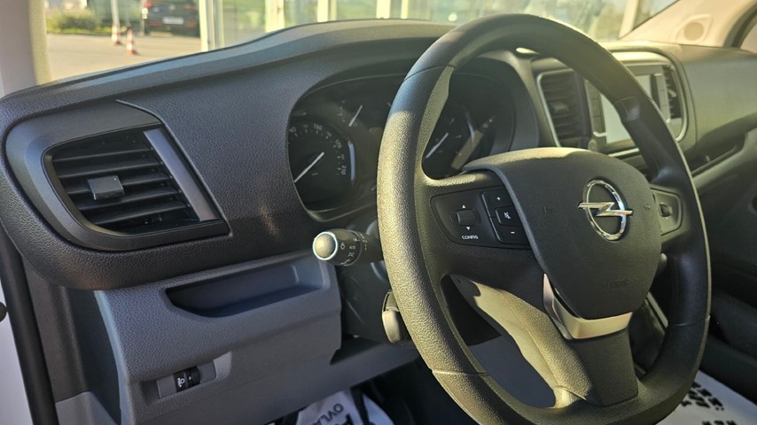 RABLJENO VOZILO OPEL VIVARO L2H1 COMBI 1,5 L MT6 Mehanički mjenjač DIESEL 224063