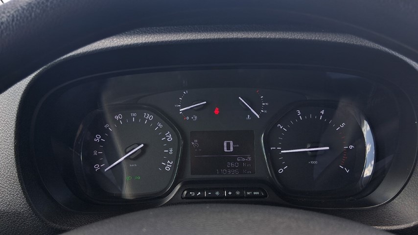 RABLJENO VOZILO OPEL VIVARO L2H1 COMBI 1,5 L MT6 Mehanički mjenjač DIESEL 65806