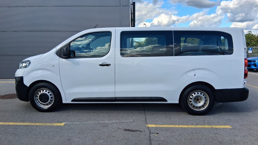 RABLJENO VOZILO OPEL VIVARO L2H1 COMBI 1,5 L MT6 Mehanički mjenjač DIESEL 65807