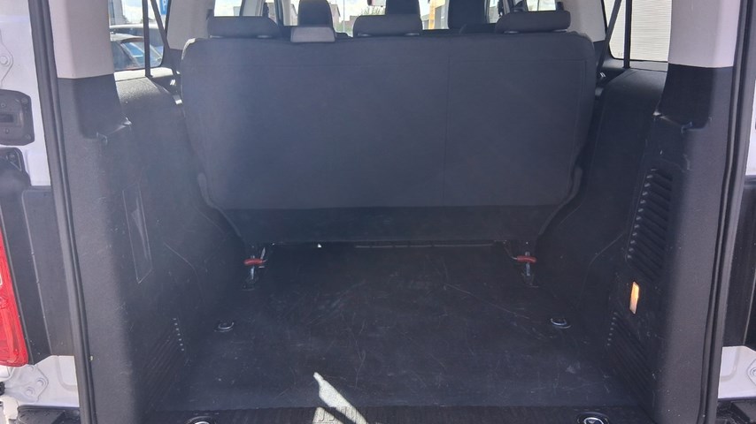 RABLJENO VOZILO OPEL VIVARO L2H1 COMBI 1,5 L MT6 Mehanički mjenjač DIESEL 65807
