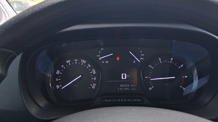 RABLJENO VOZILO OPEL VIVARO L2H1 COMBI 1,5 L MT6 Mehanički mjenjač DIESEL 65807
