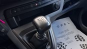 RABLJENO VOZILO OPEL VIVARO L2H1 COMBI 1,5 L MT6 Mehanički mjenjač DIESEL 65807