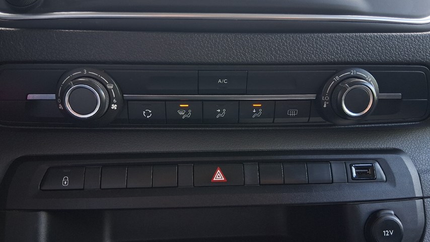 RABLJENO VOZILO OPEL VIVARO L2H1 COMBI 1,5 L MT6 Mehanički mjenjač DIESEL 65807