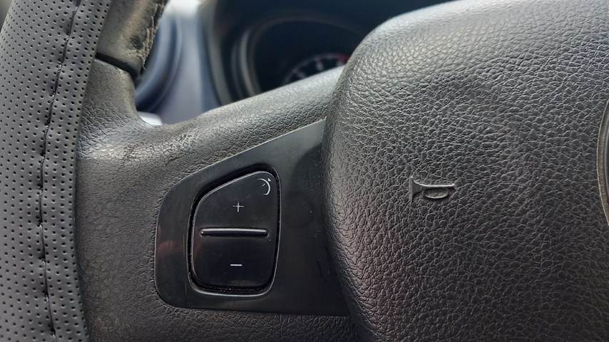 RABLJENO VOZILO OPEL VIVARO L2H1 COMBI 1.6 DIE MT6 Mehanički mjenjač DIESEL 65686