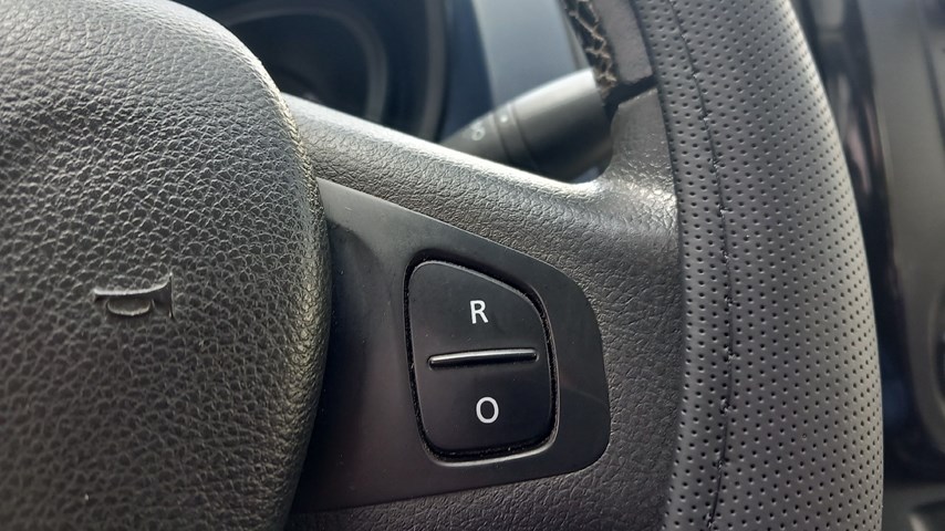 RABLJENO VOZILO OPEL VIVARO L2H1 COMBI 1.6 DIE MT6 Mehanički mjenjač DIESEL 65686