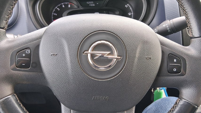 RABLJENO VOZILO OPEL VIVARO L2H1 COMBI 1.6 DIE MT6 DIESEL 65685