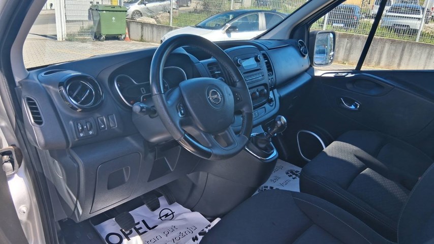 RABLJENO VOZILO OPEL VIVARO L2H1 COMBI 1.6 DIE MT6 Mehanički mjenjač DIESEL 65690