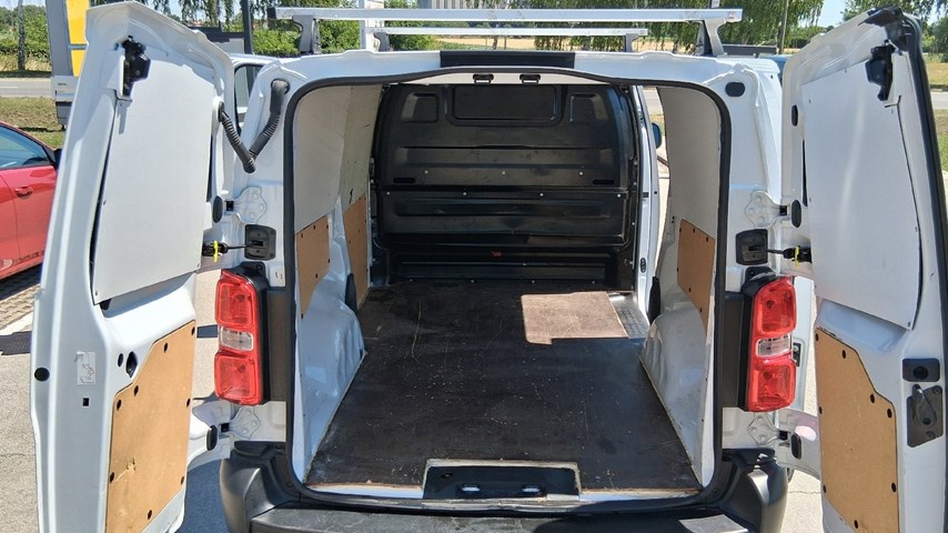 RABLJENO VOZILO OPEL VIVARO PANEL VAN L2H1 2,0 D Mehanički mjenjač DIESEL 20893