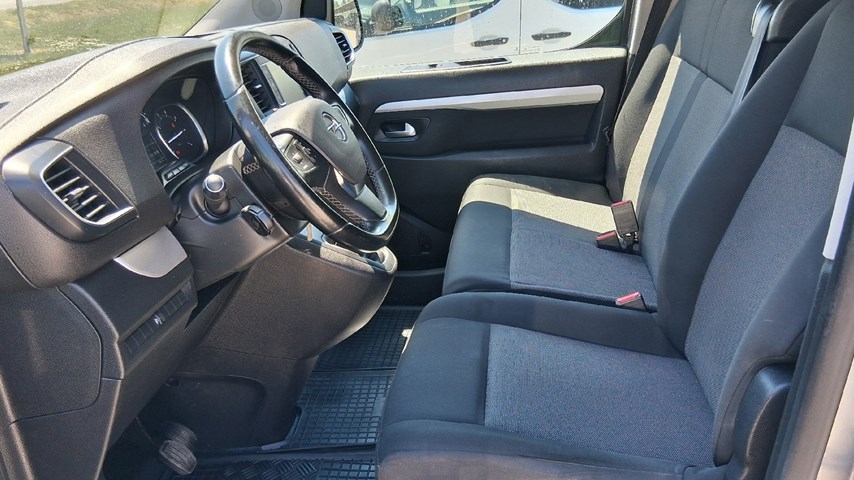 RABLJENO VOZILO OPEL ZAFIRA LIFE L2H1 BUSINESS 1.5 DIE Mehanički mjenjač DIESEL 65736