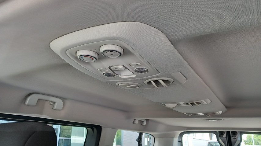 RABLJENO VOZILO OPEL ZAFIRA LIFE L2H1 BUSINESS 1.5 DIE Mehanički mjenjač DIESEL 65735